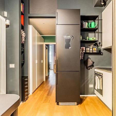 Апартаменты Goldoni House - Duomo 2 K M - Porta Venezia - Linate Милан Экстерьер фото