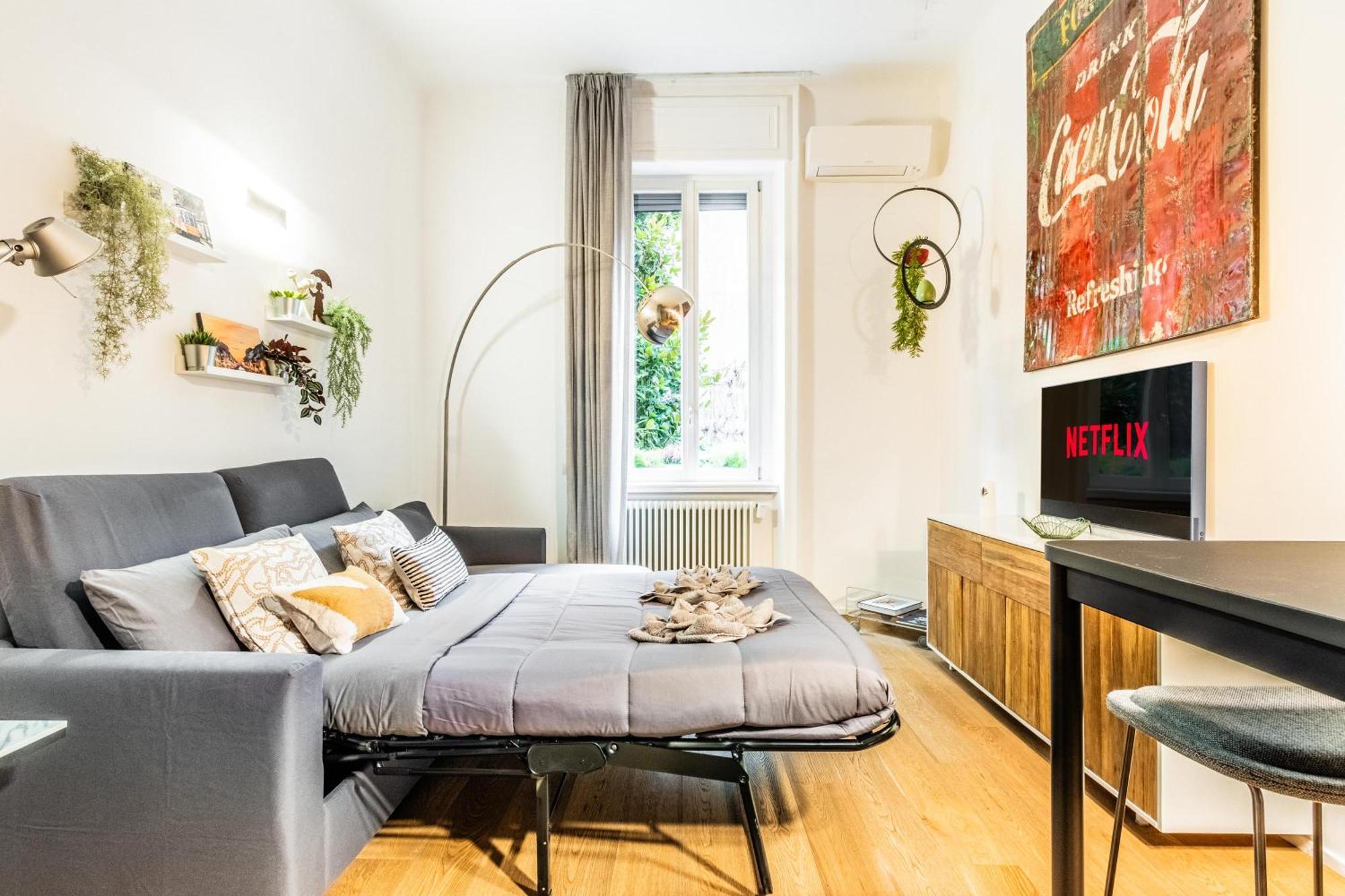 Апартаменты Goldoni House - Duomo 2 K M - Porta Venezia - Linate Милан Экстерьер фото