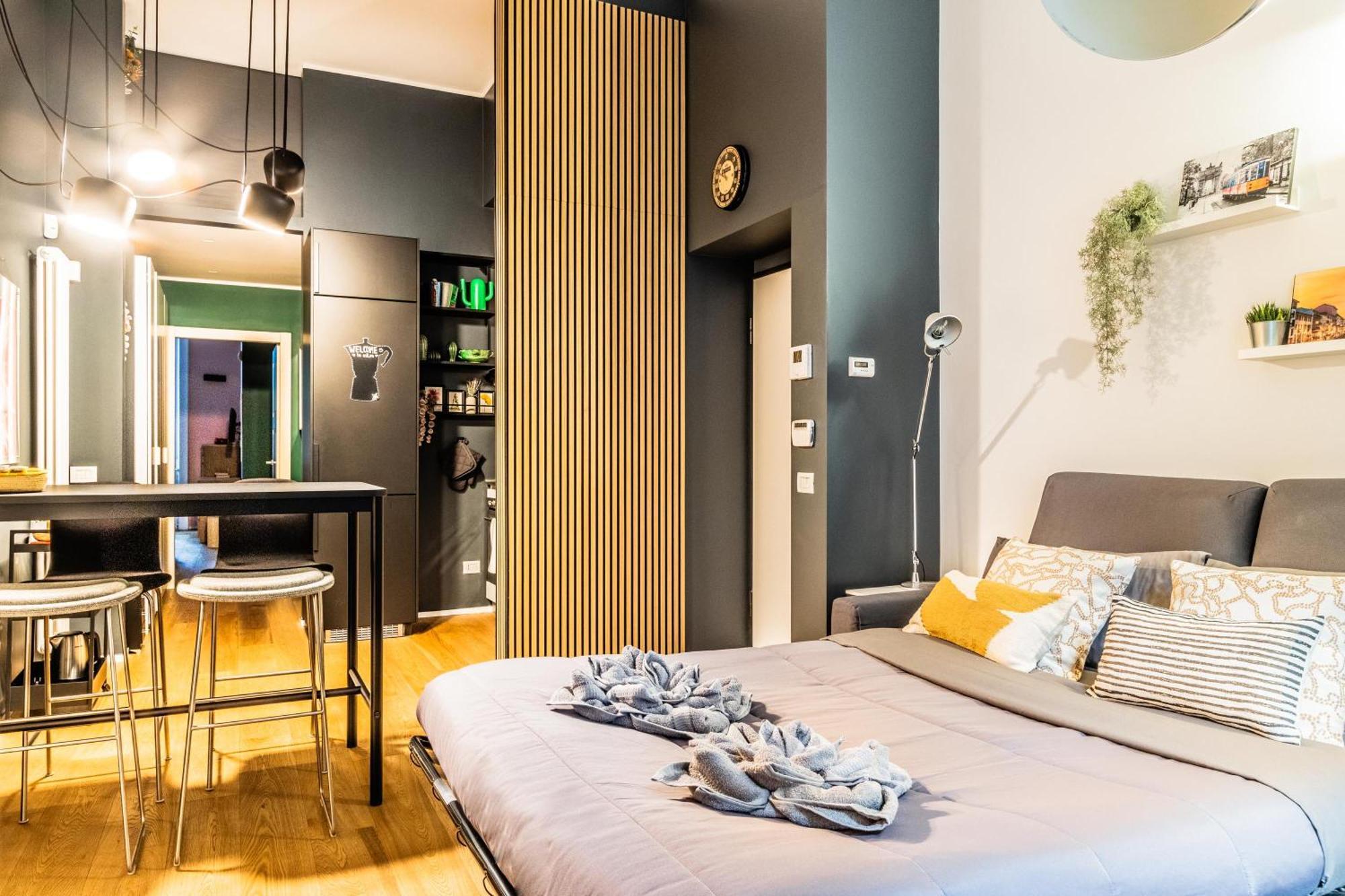 Апартаменты Goldoni House - Duomo 2 K M - Porta Venezia - Linate Милан Экстерьер фото